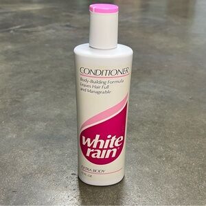 Vintage 1990 White Rain Conditioner Extra Body 15 Oz USA Made READ